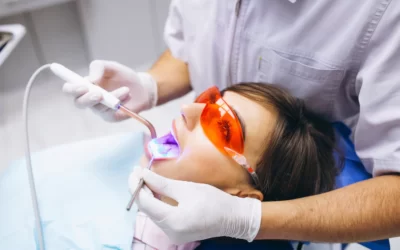 Когда стоматологи не рекомендуют отбеливать зубы?